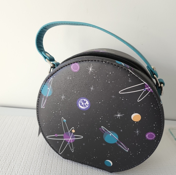 Collectif Talis Galaxy Dreamer Handbag - Picture 6 of 11